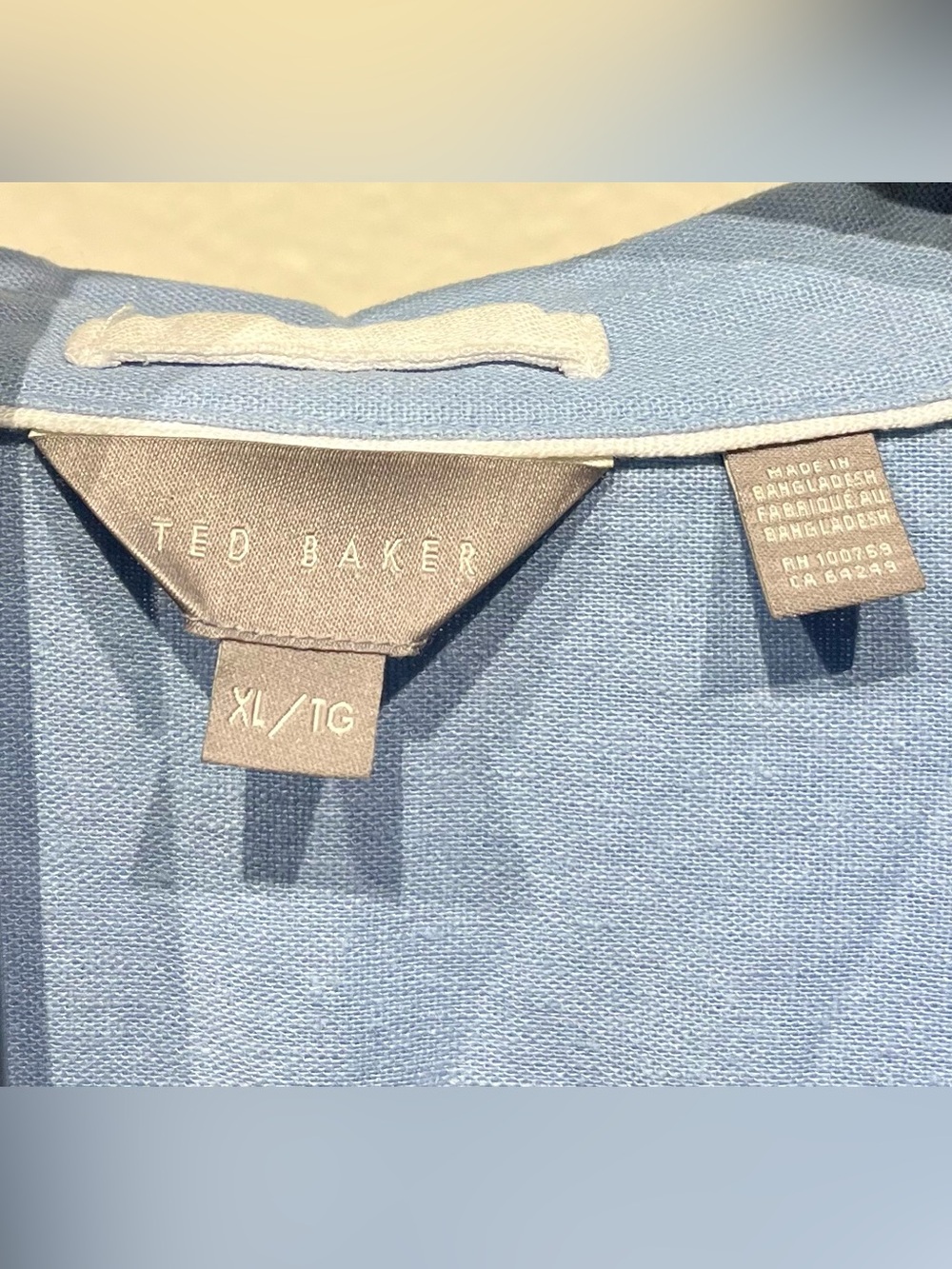 Ted Baker Light Blue Linen-Rayon Blend Button-Down Shirt - Size XL (Women’s) - Picture 4 of 6